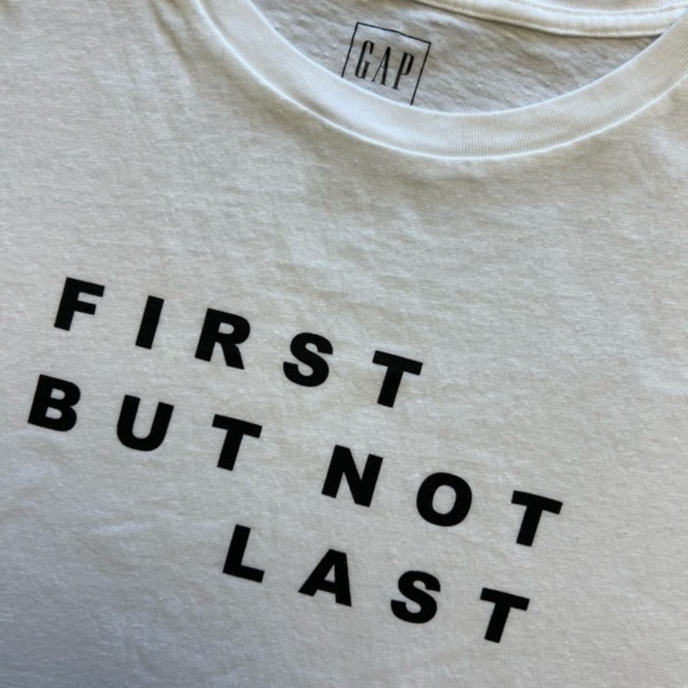 🤍GAP TEE • NWOT